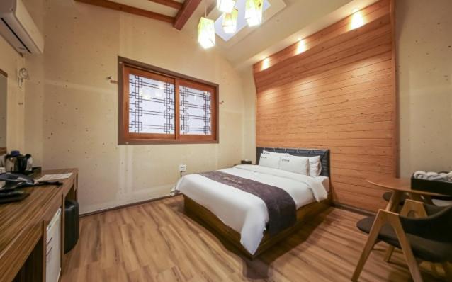 Jeonju Hanok Hotel Kung Екстериор снимка