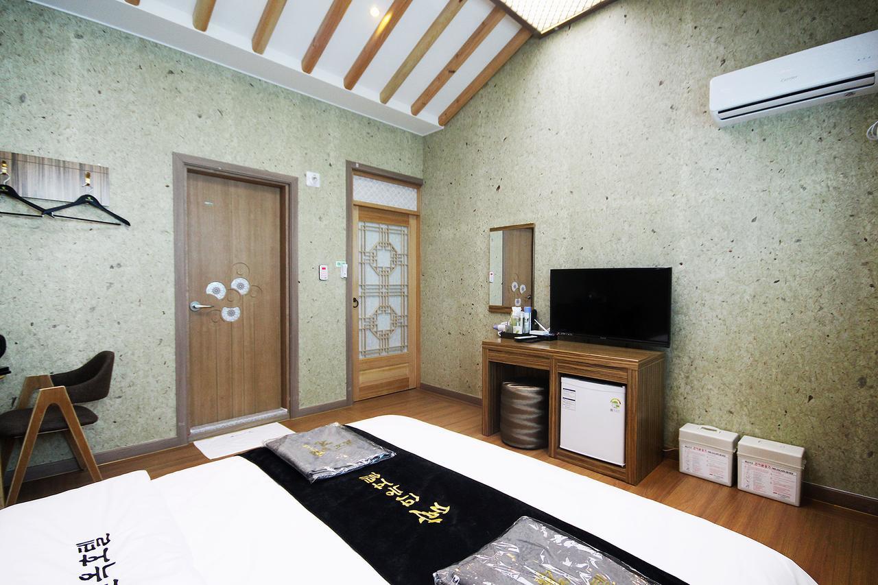 Jeonju Hanok Hotel Kung Екстериор снимка